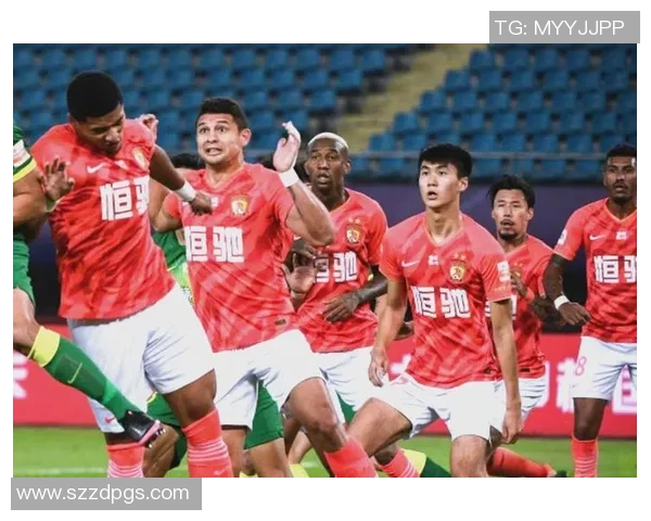 中国恒大足球明星的辉煌历程与对中国足球的深远影响分析 中国恒大足球明星的辉煌历程与对中国足球的深远影响分析