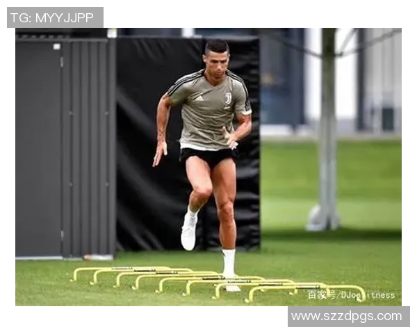 揭秘足球明星的保养秘诀与训练视频分享让你也能拥有运动员般的体魄