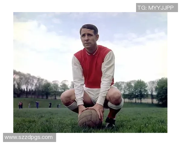 足球巨星如何成功转型进入好莱坞的光辉之路与挑战