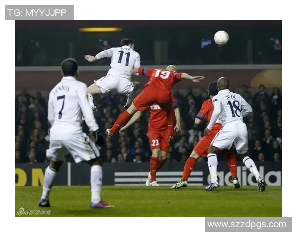 足球明星进球瞬间的精彩瞬间回顾与经典瞬间分享 足球明星进球瞬间的精彩瞬间回顾与经典瞬间分享